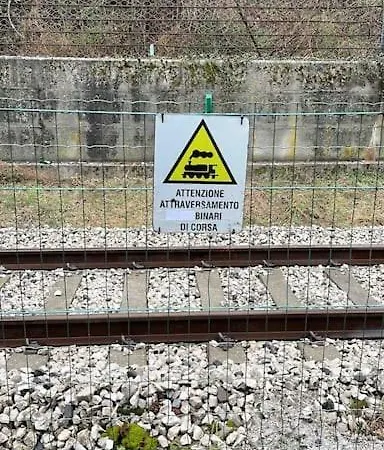 Casello Ferroviario Km 57+070 度假居 *